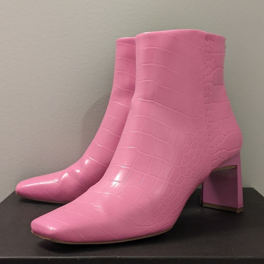 Barbie Core Circus by Sam Edelman Boot